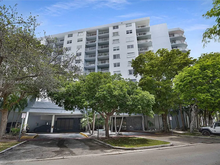 6900 Bay Dr #3H — Photo 33