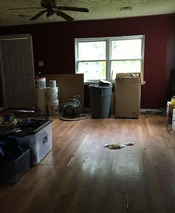 2nd image of 1009 S Turnbull Dr