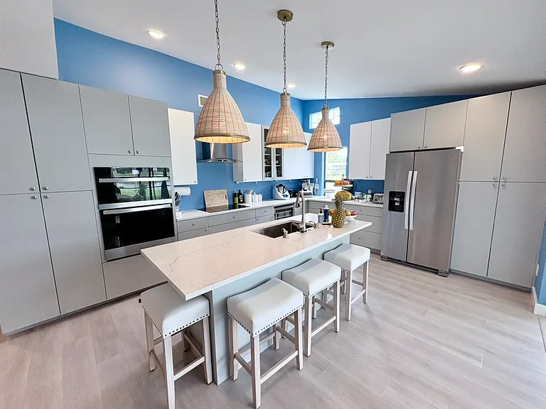 3424 Anton Ct — Photo 4