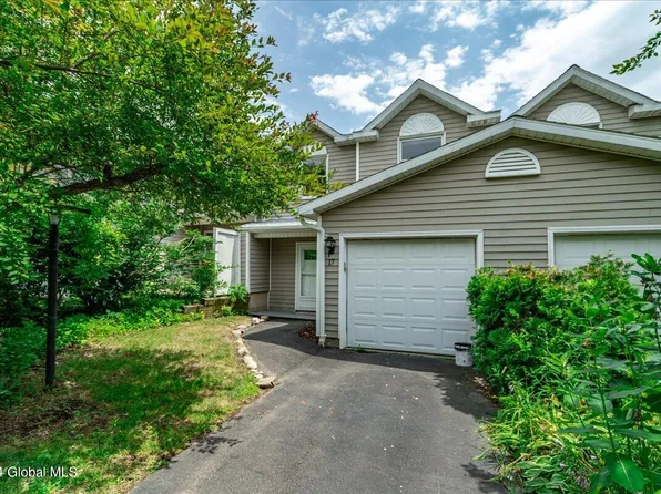 17 Cheryl Court, Troy, NY 12180
