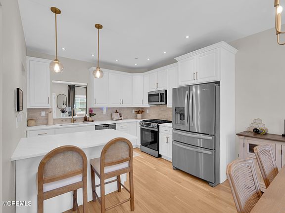 5th image of 41 W Aspen Way