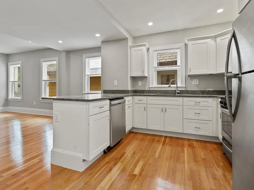16 Clifton St #3