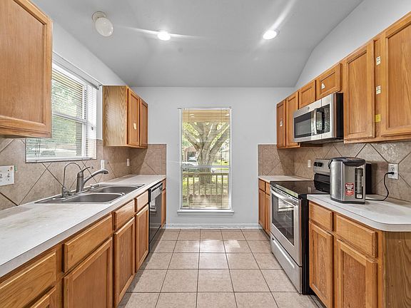 5th image of 18926 Telford Way