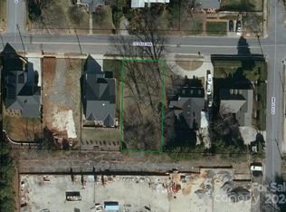 521 1st Ave NW, Hickory, NC 28601