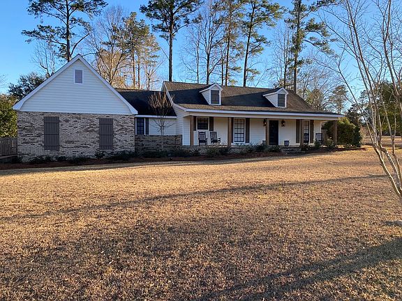 5th image of 109 Honeysuckle Ave
