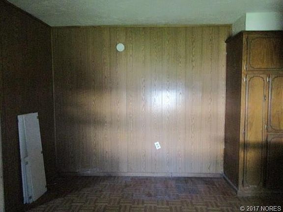 5th image of 105 Oyama Street