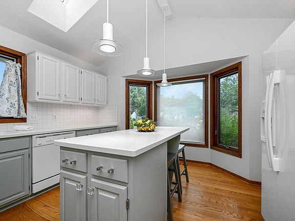 5th image of 14624 Hanover Ln