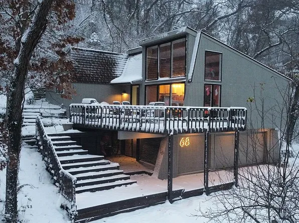 68 Hillcrest Rd, Portage, IN 46368