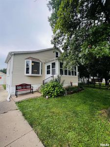 207 E Main St, Geneseo, IL, 61254