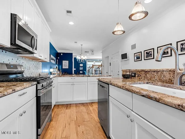4 Grove Ct — Photo 14