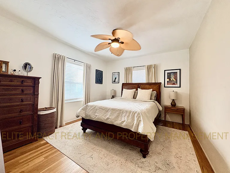 1718 E Grant Rd — Photo 14