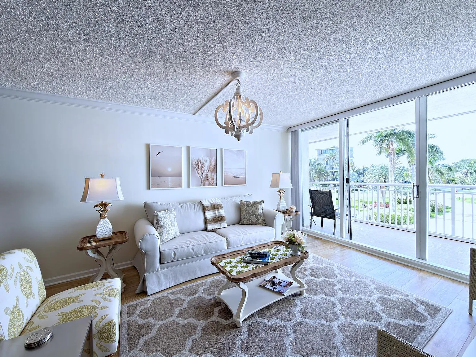 2 bed, 2.0 bath, 1300 sqft, $7,000 — Photo 1
