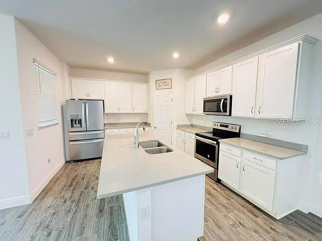 2233 Shadowland Loop — Photo 13