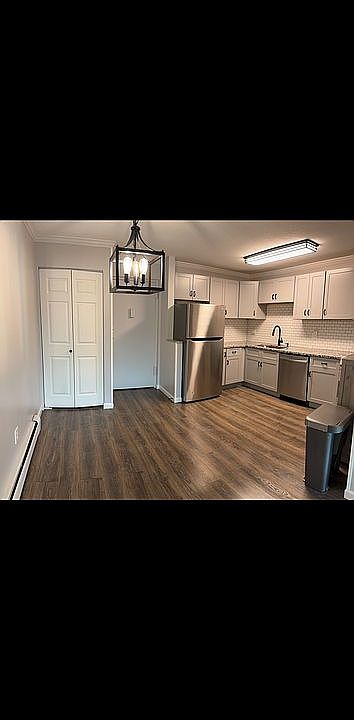 Kitchen/ dining area