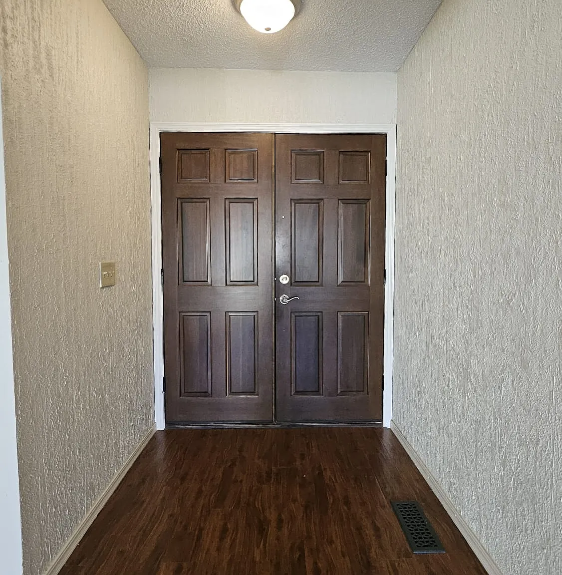 3 bed, 1485 sqft, $1,650 — Photo 2