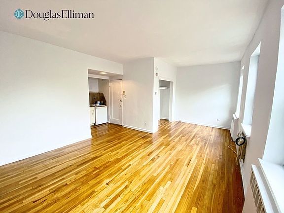 4th image of 97 Mac Dougal St #6A