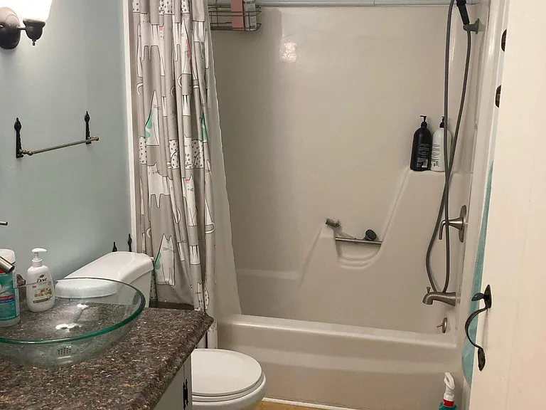 Main Bathroom