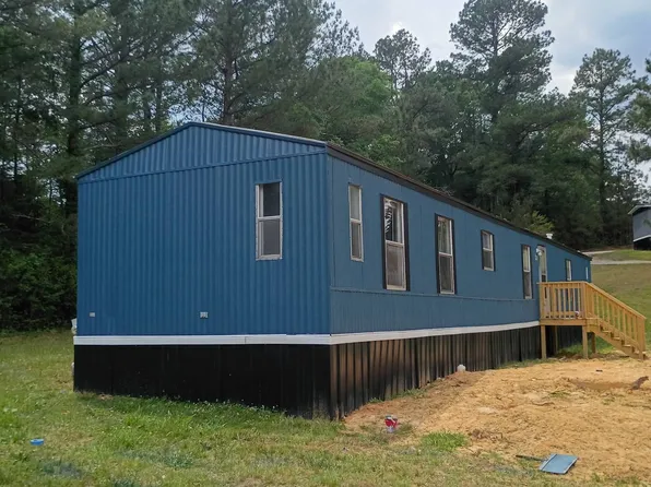 685 Julia St, Henderson, NC 27537
