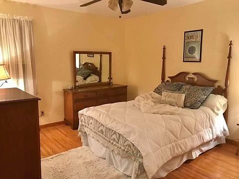 5th image of 345 Oakview Dr