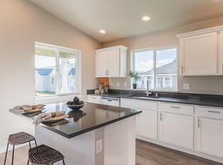 123 E 9th Ave #33, Moses Lake, WA 98837