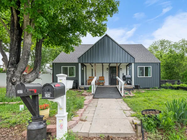 204 N Oak Street, Humansville, MO 65674