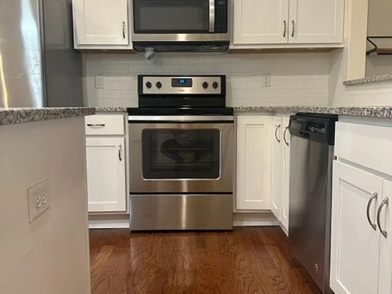 103 Grand Oaks Dr — Photo 9