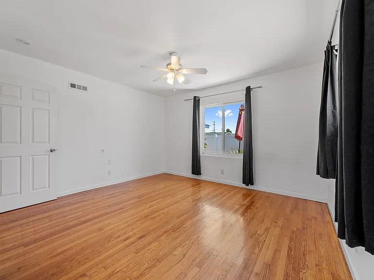 5658 Mary Lane Dr — Photo 17