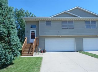 2104 14th St, Coralville, IA 52241