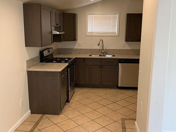 4th image of 5652 1/2 Satsuma Ave
