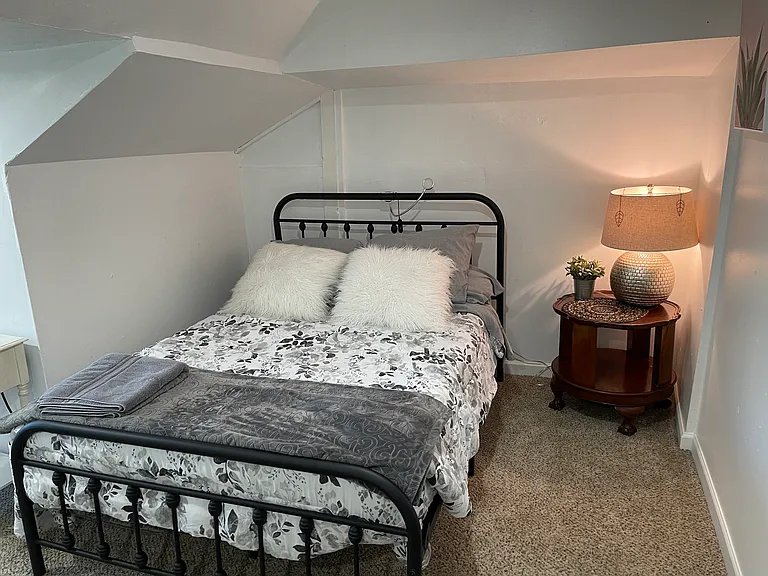 576 Annex Ct — Photo 10