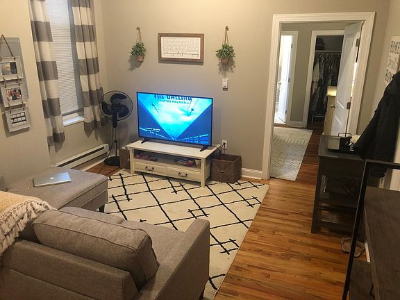 2nd image of 1527 Spruce St #22E