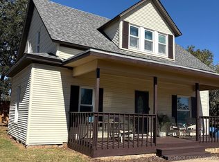 512 E Broadway St, Cushing, OK 74023