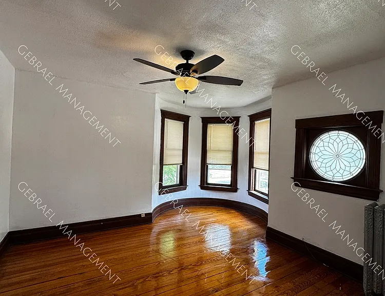 808 Stevens St — Photo 6