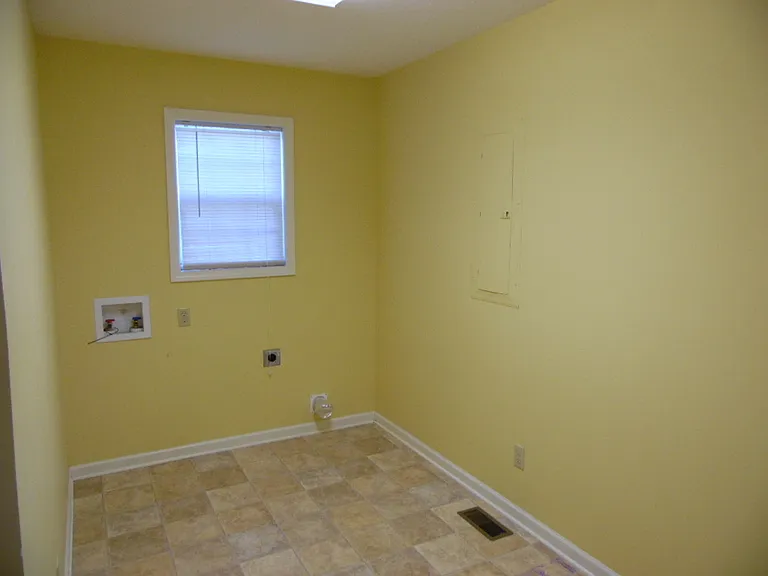 510 Fonville St — Photo 6