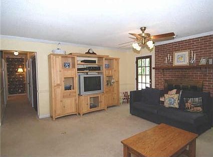 4th image of 1012 Knotts Pointe Dr