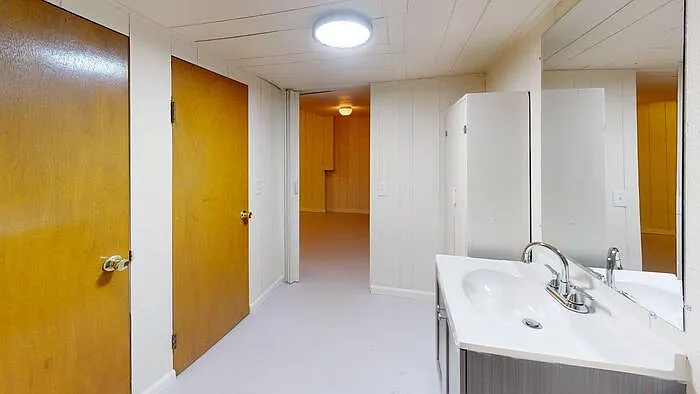 4 bed, 2.0 bath, $1,750 — Photo 4