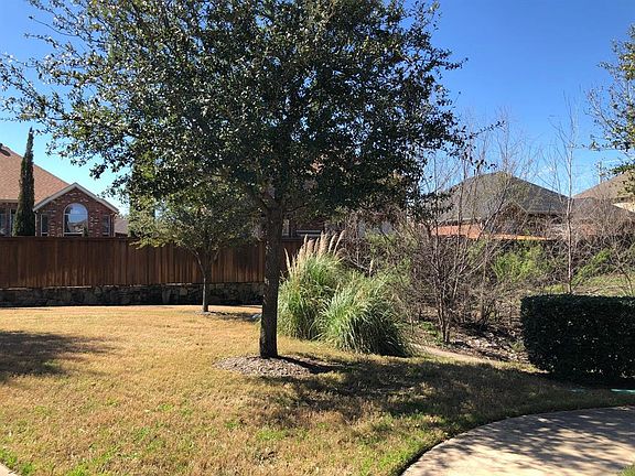4th image of 2731 Olympic Park Dr