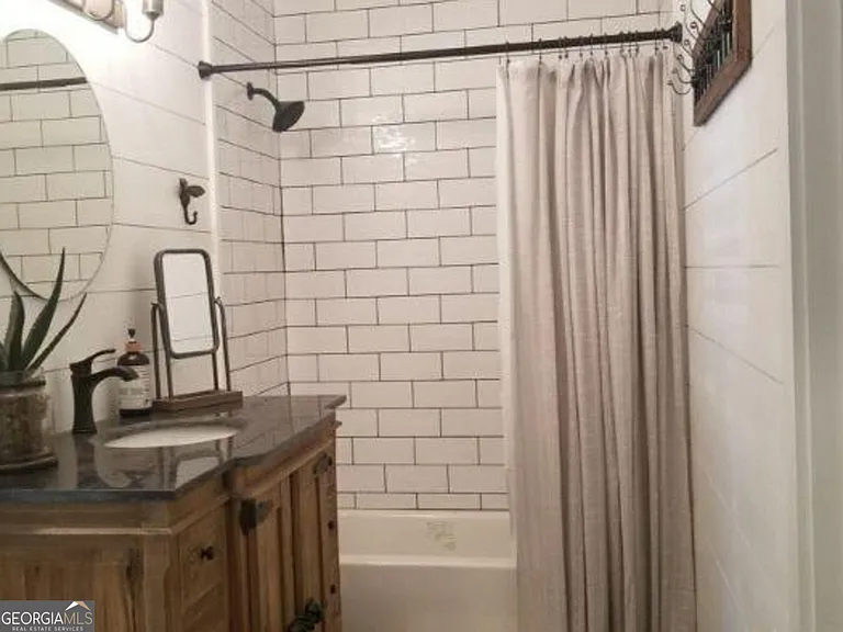 24 Ray McClain Ln — Photo 10