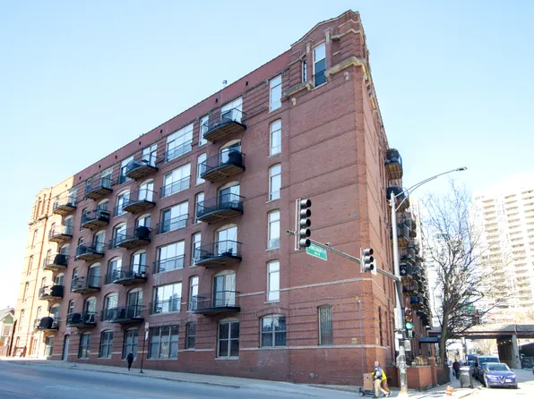 (undisclosed Address), Chicago, IL 60654