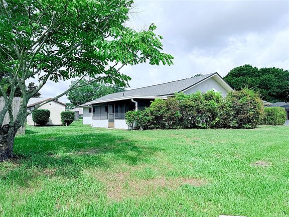 3rd image of 298 QUAIL COURT
