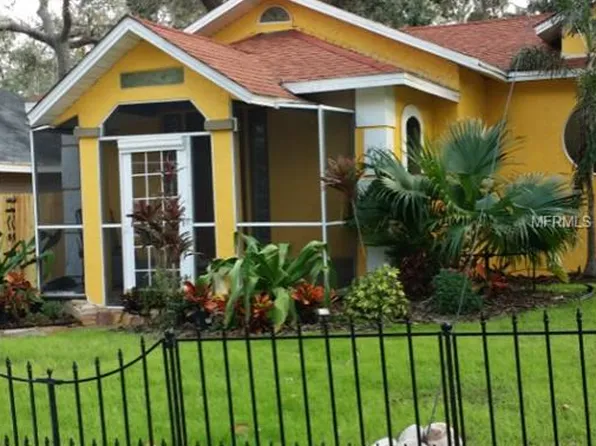 129 Walker St, Holly Hill, FL 32117