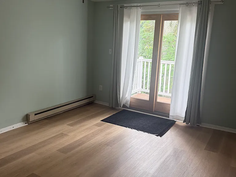 100 Wellington Ct #A — Photo 6