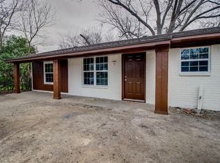 802 N Dallas St, Kaufman, TX 75142