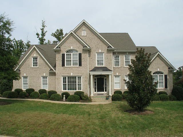 107 Breton- Front View