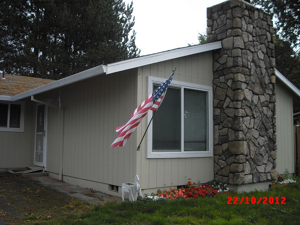 1st image of 2060 NE Darby St
