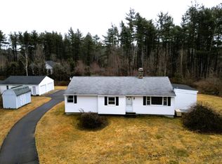 30 Parmenter Rd, Londonderry, NH 03053