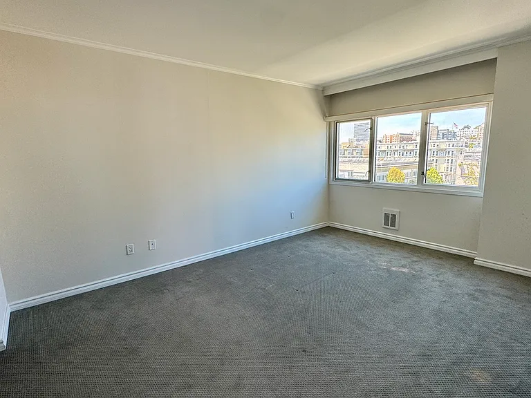 1388 Gough St #907 — Photo 13