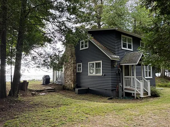 3376 Lake Forest Park Rd, Sturgeon Bay, WI 54235