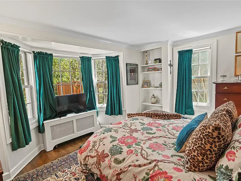 87 Piping Rock Rd #1 — Photo 7