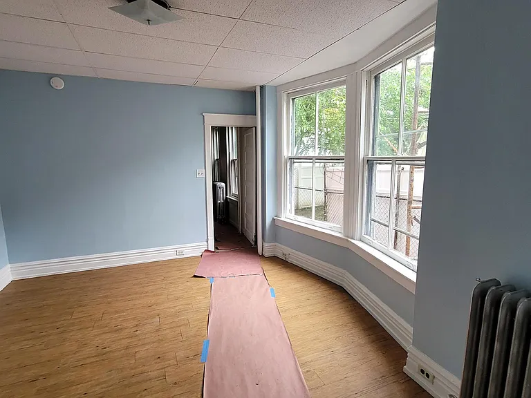 324 Spring St #1 — Photo 24